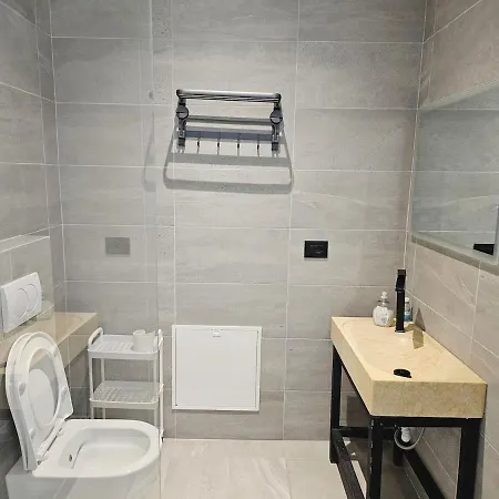 Ferienhaus Elite Mansion Tirana - Heated Pool & - 9br *