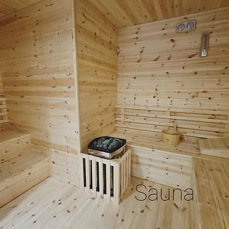 Elite Mansion Tirana - Heated Pool & - 9br Ferienhaus *