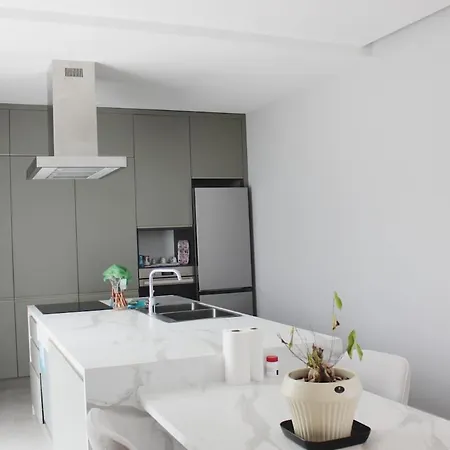 Ferienhaus Elite Mansion Tirana - Heated Pool & - 9br Pezë e Vogël
